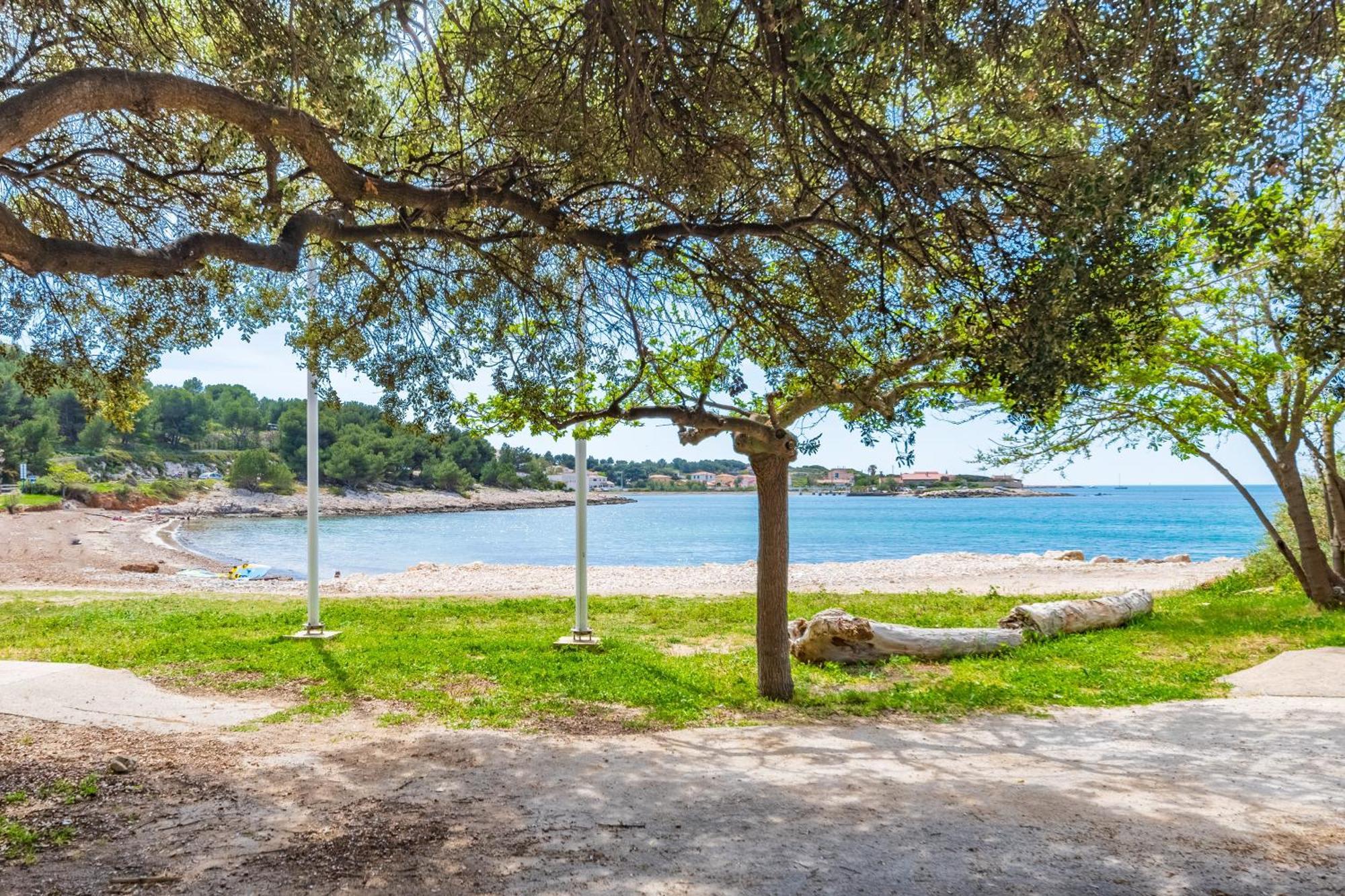 La Paillote De Jcc - 500 Metres De La Plage Martigues Ngoại thất bức ảnh